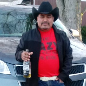 Meet your Posher, Tomas